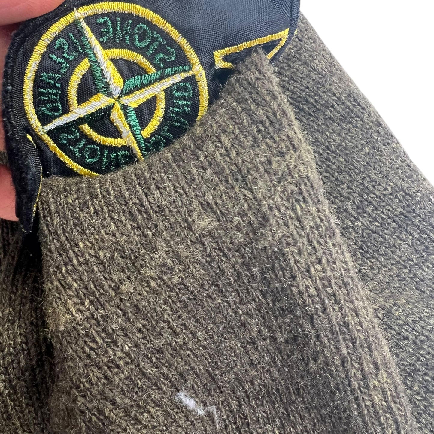 Stone Island 1/4 Button Up Sweater - S Sweaters Stone Island coat outerwear pufferseason second hand vintage shop österreich germany deutschland angebot daunenjacke winterjacke jacke