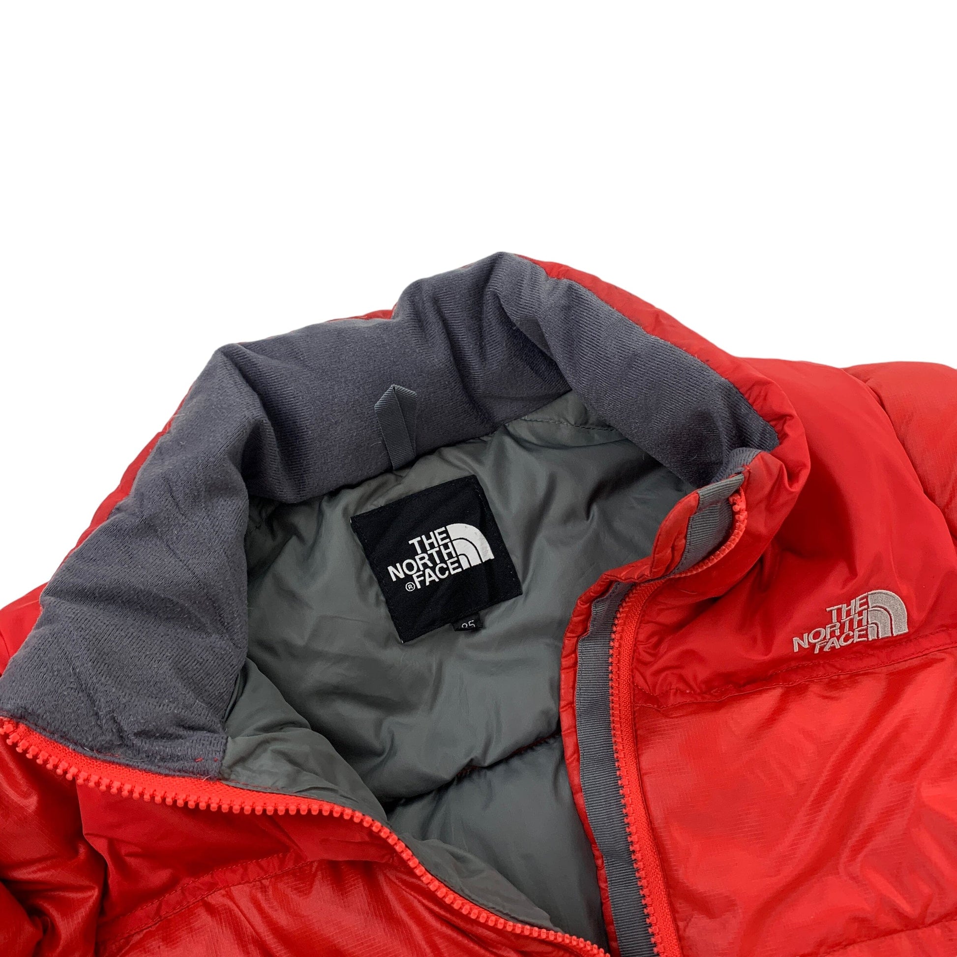 The North Face 700 Nuptse Puffer - Women M The North Face The North Face coat outerwear pufferseason second hand vintage shop österreich germany deutschland angebot daunenjacke winterjacke jacke