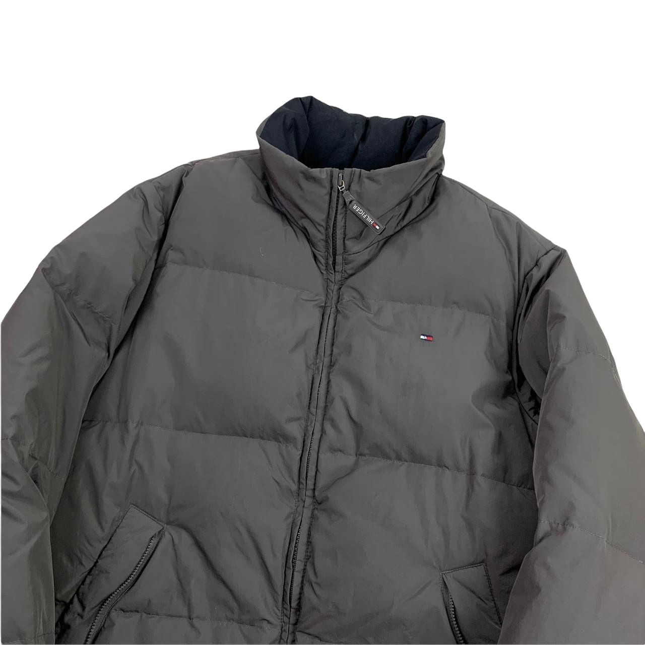 Tommy Hilfiger Puffer Jacket - M Tommy Hilfiger Tommy Hilfiger coat outerwear pufferseason second hand vintage shop österreich germany deutschland angebot daunenjacke winterjacke jacke