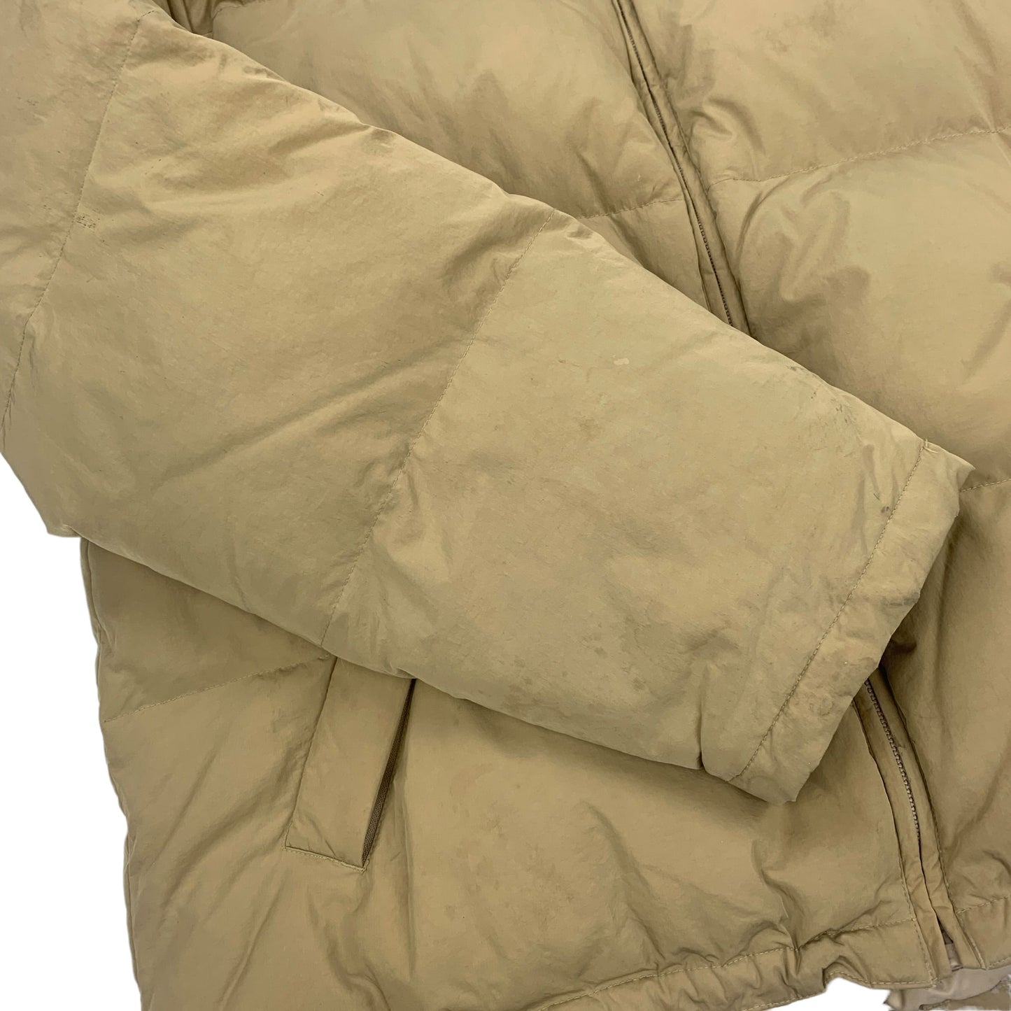 Tommy Hilfiger Puffer Jacket - XXL Tommy Hilfiger Tommy Hilfiger coat outerwear pufferseason second hand vintage shop österreich germany deutschland angebot daunenjacke winterjacke jacke