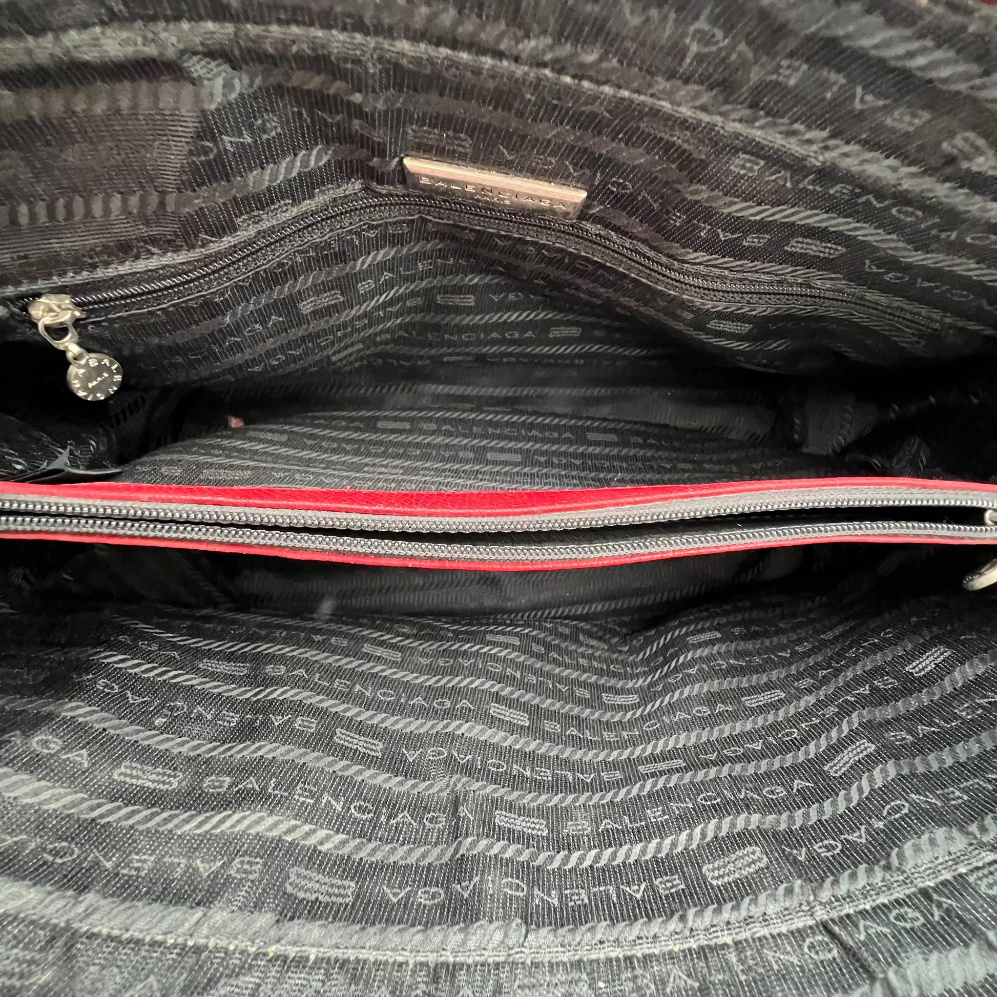 Vintage Balenciaga Bag Designer Bags Balenciaga coat outerwear pufferseason second hand vintage shop österreich germany deutschland angebot daunenjacke winterjacke jacke