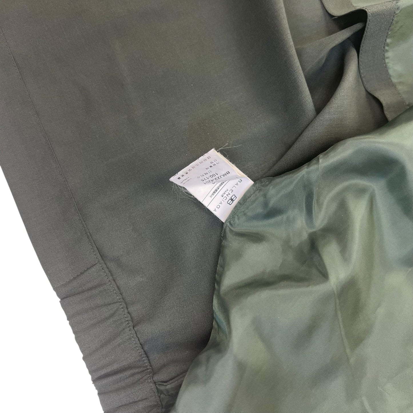 Vintage Balenciaga Paris Windbreaker Jacket - XL Windbreakers Balenciaga coat outerwear pufferseason second hand vintage shop österreich germany deutschland angebot daunenjacke winterjacke jacke