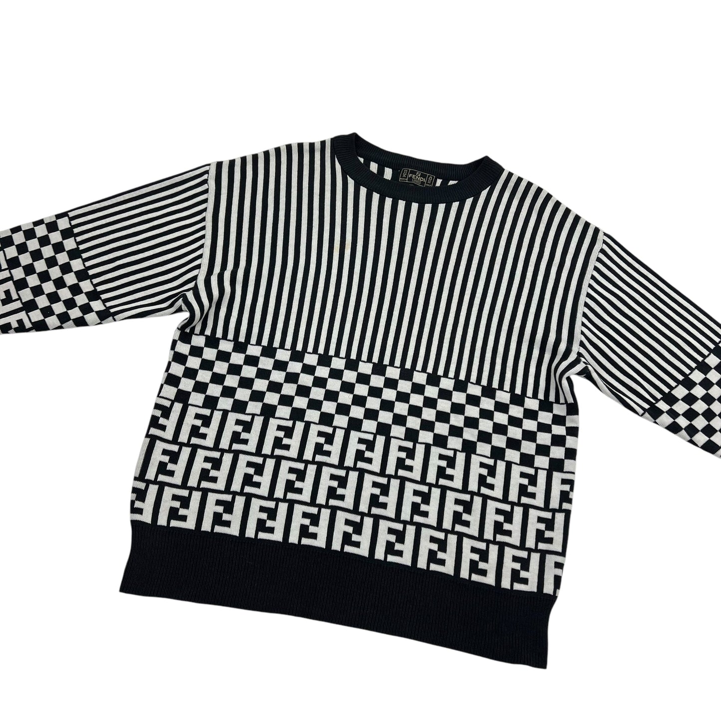 Vintage Fendi Sweater - S Sweaters Fendi coat outerwear pufferseason second hand vintage shop österreich germany deutschland angebot daunenjacke winterjacke jacke