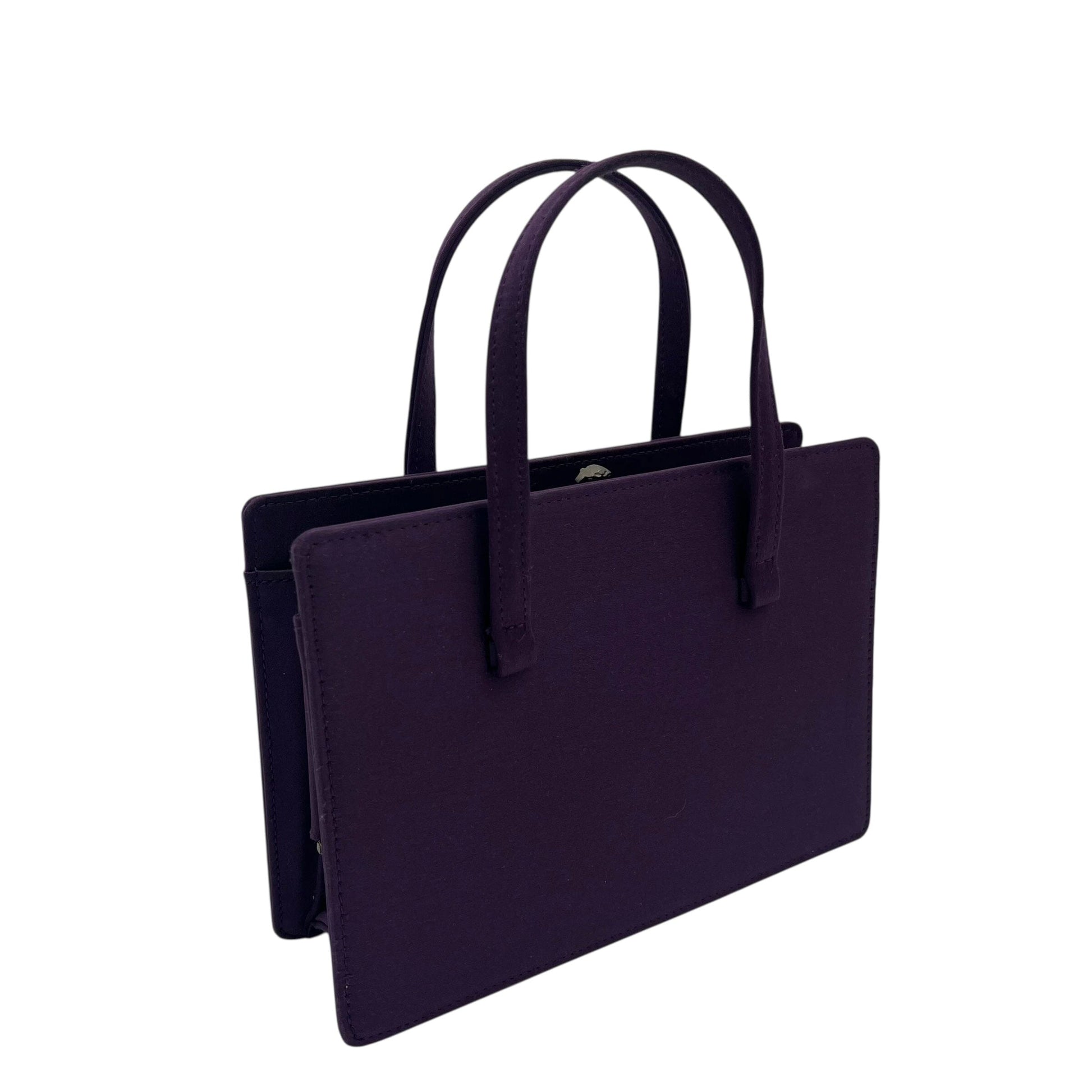 Vintage Gianni Versace Handle Bag Handbag Handtasche Designer Bags Gianni Versace coat outerwear pufferseason second hand vintage shop österreich germany deutschland angebot daunenjacke winterjacke jacke