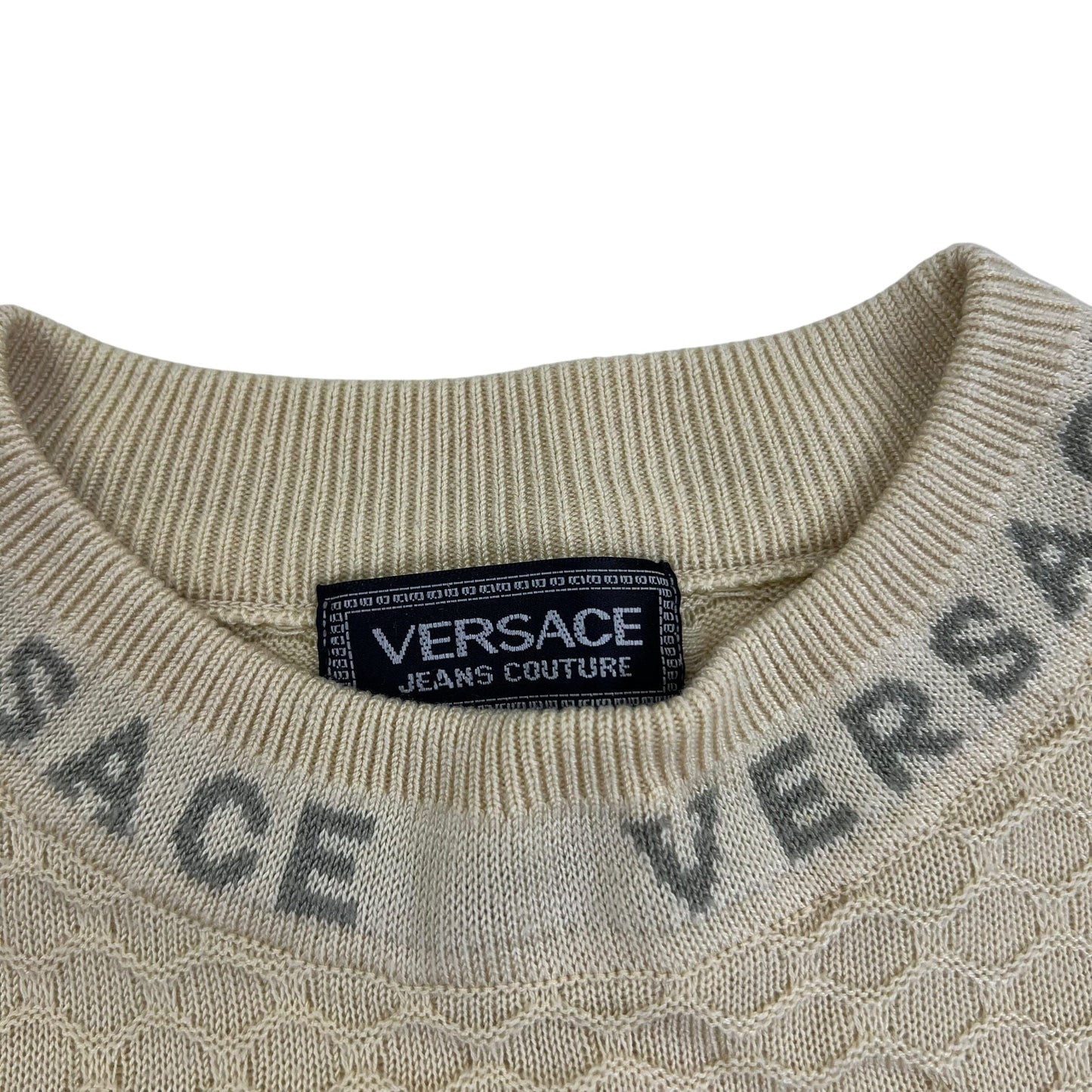 Vintage Gianni Versace Jeans Couture Sweater - L Sweaters Versace coat outerwear pufferseason second hand vintage shop österreich germany deutschland angebot daunenjacke winterjacke jacke