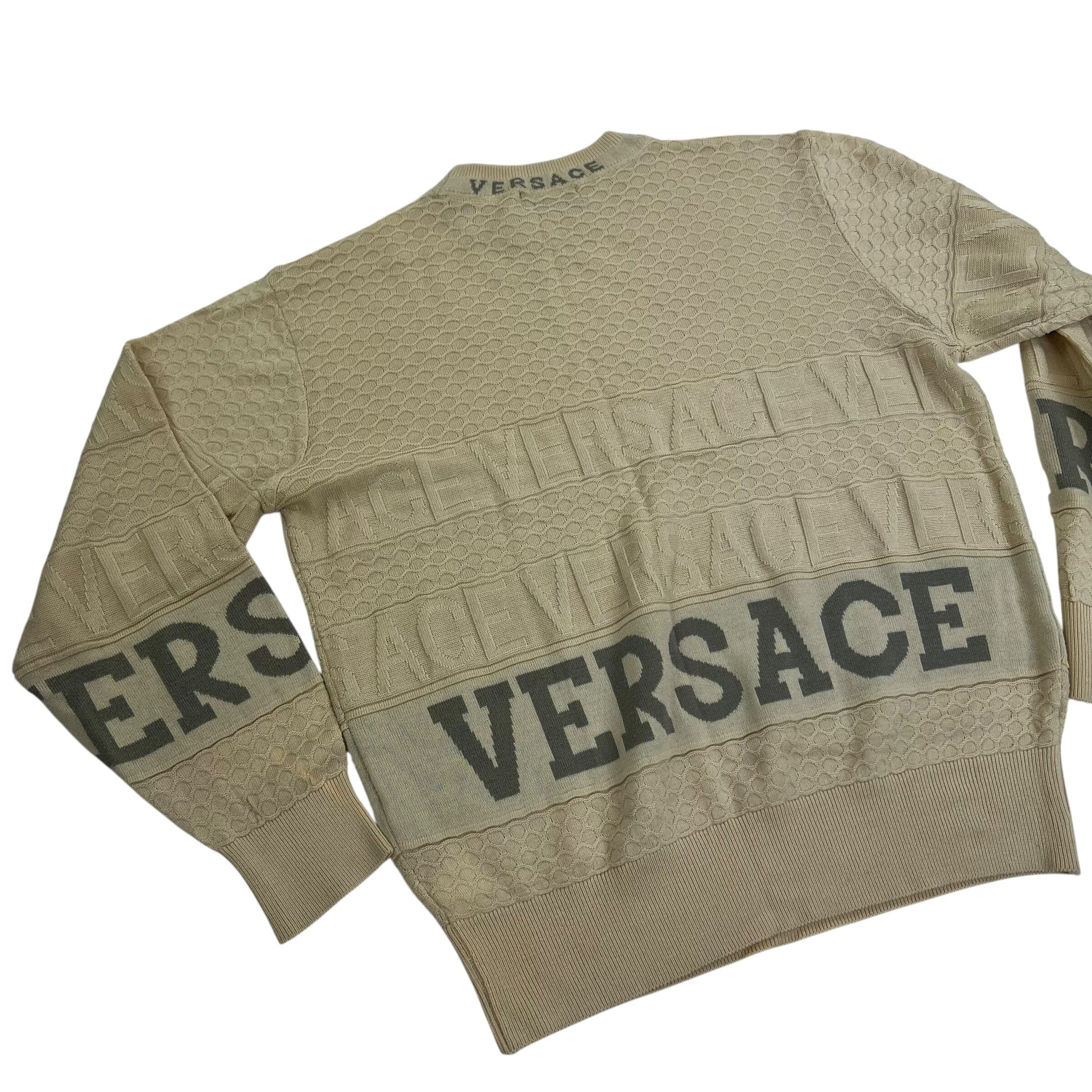Vintage Gianni Versace Jeans Couture Sweater - L Sweaters Versace coat outerwear pufferseason second hand vintage shop österreich germany deutschland angebot daunenjacke winterjacke jacke