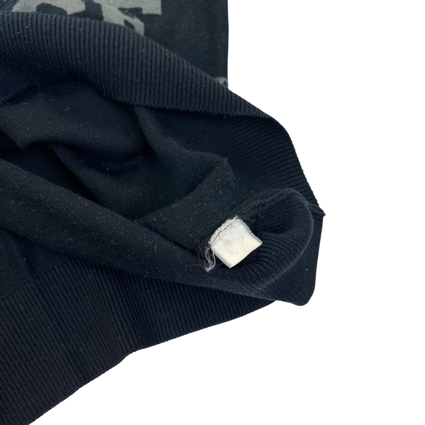 Vintage Gianni Versace Spellout Sweater - L Sweaters Gianni Versace coat outerwear pufferseason second hand vintage shop österreich germany deutschland angebot daunenjacke winterjacke jacke