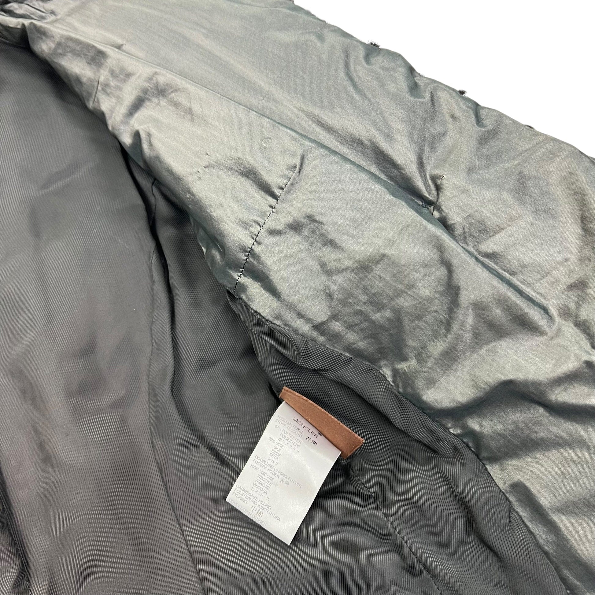 Vintage Moncler Padded Winter Jacket - Women XS Moncler Moncler coat outerwear pufferseason second hand vintage shop österreich germany deutschland angebot daunenjacke winterjacke jacke