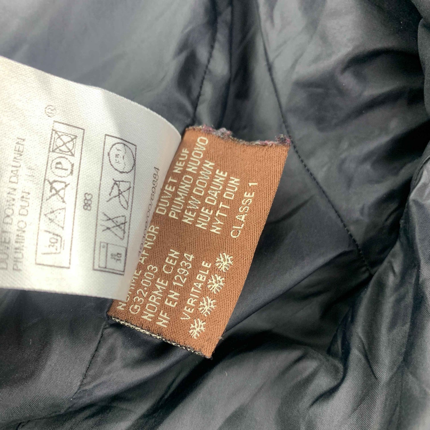 Vintage Moncler Puffer Down Coat / Jacket - M Moncler Moncler coat outerwear pufferseason second hand vintage shop österreich germany deutschland angebot daunenjacke winterjacke jacke