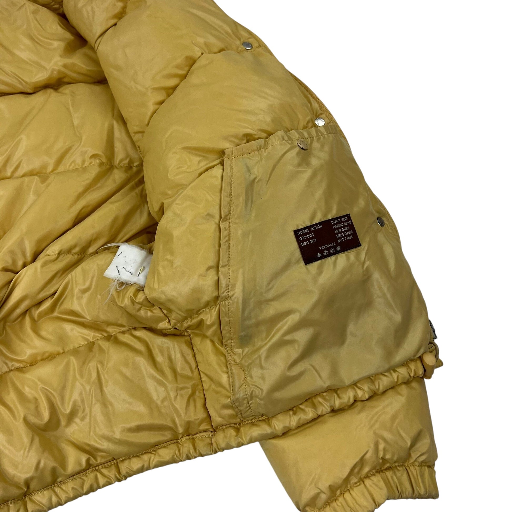 Vintage Moncler Puffer Jacket - Women S Moncler Moncler coat outerwear pufferseason second hand vintage shop österreich germany deutschland angebot daunenjacke winterjacke jacke