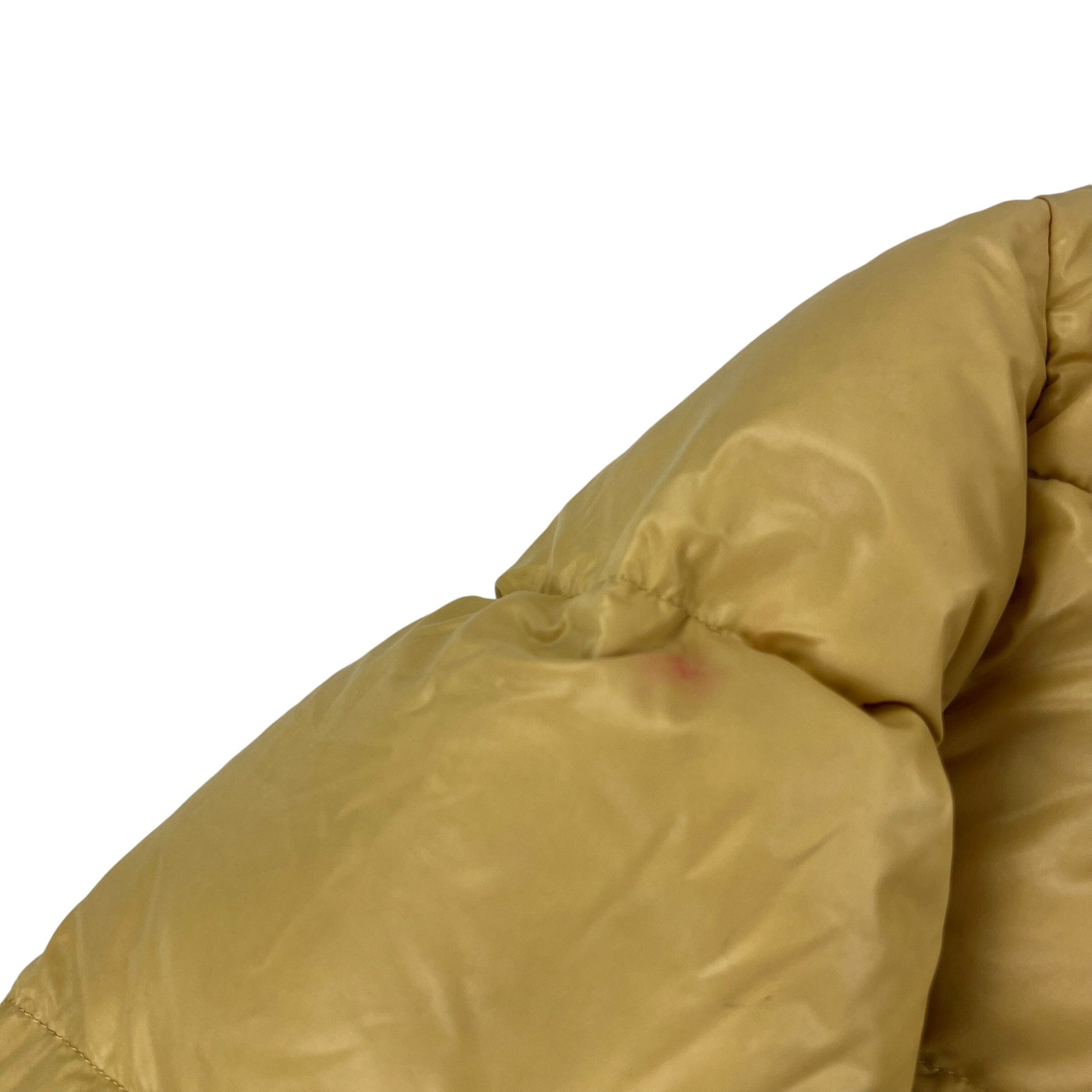 Vintage Moncler Puffer Jacket - Women S Moncler Moncler coat outerwear pufferseason second hand vintage shop österreich germany deutschland angebot daunenjacke winterjacke jacke