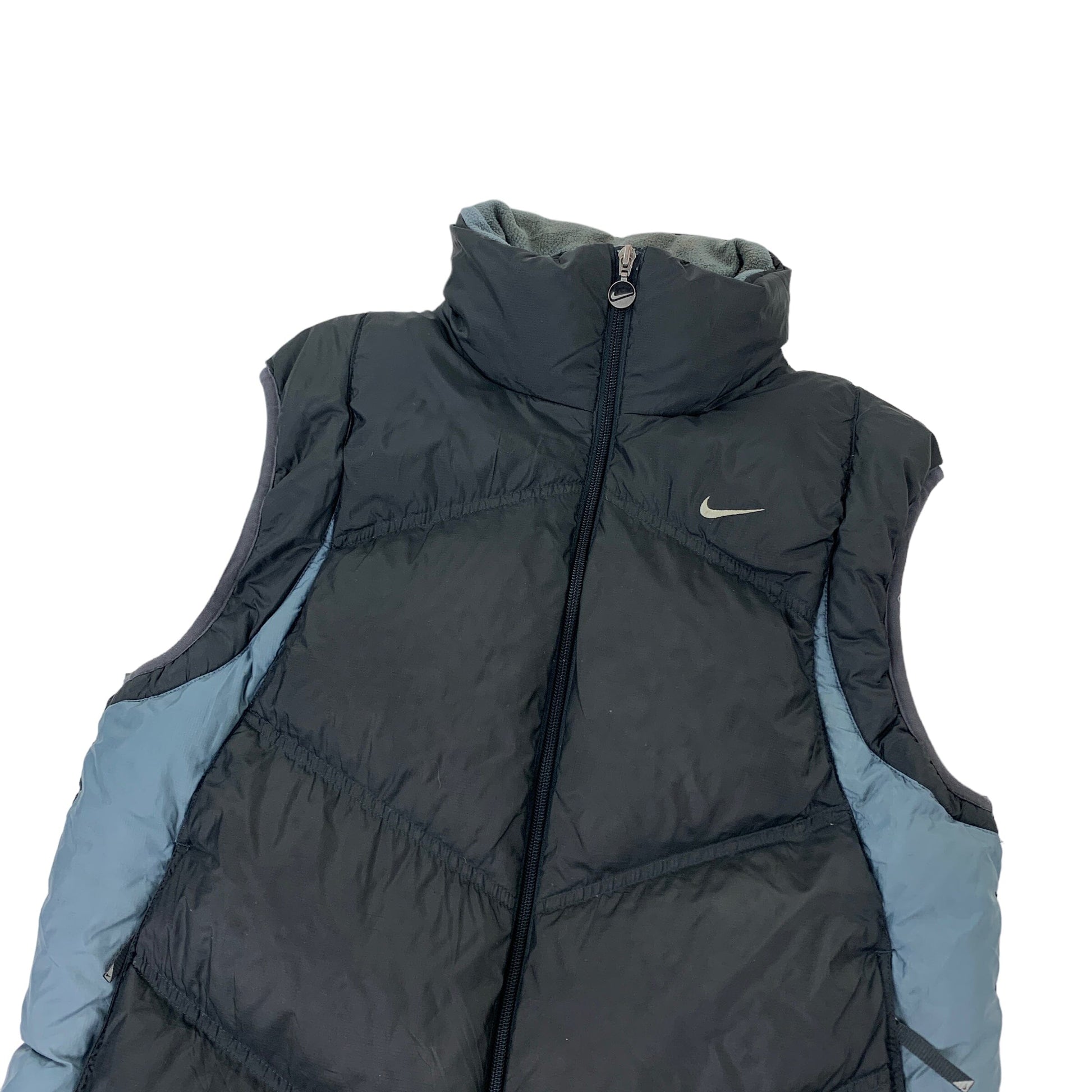 Vintage Nike Puffer Gilet Vest Jacket - M Nike Nike coat outerwear pufferseason second hand vintage shop österreich germany deutschland angebot daunenjacke winterjacke jacke