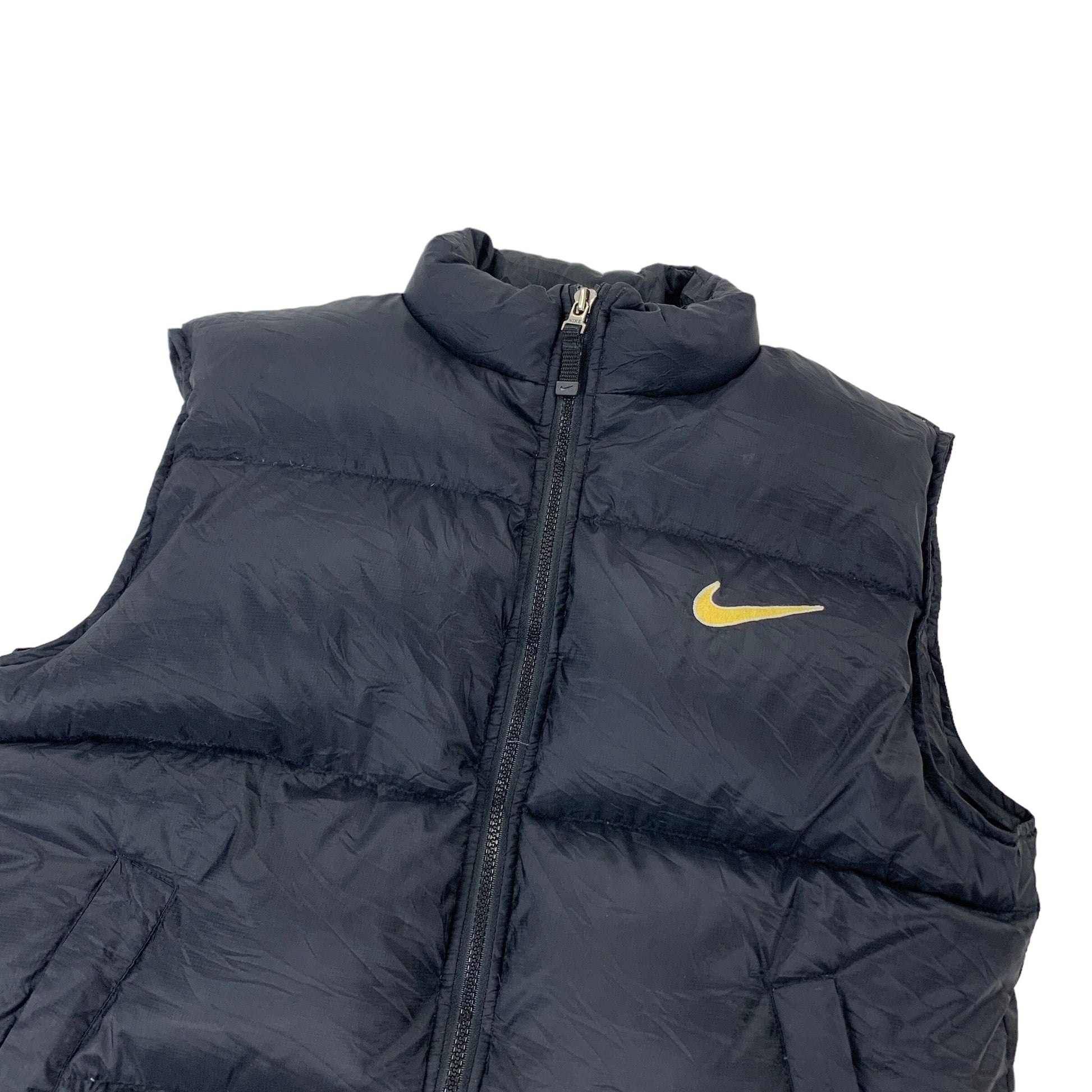 Vintage Nike Puffer Gilet Vest Jacket - Women L Nike Nike coat outerwear pufferseason second hand vintage shop österreich germany deutschland angebot daunenjacke winterjacke jacke