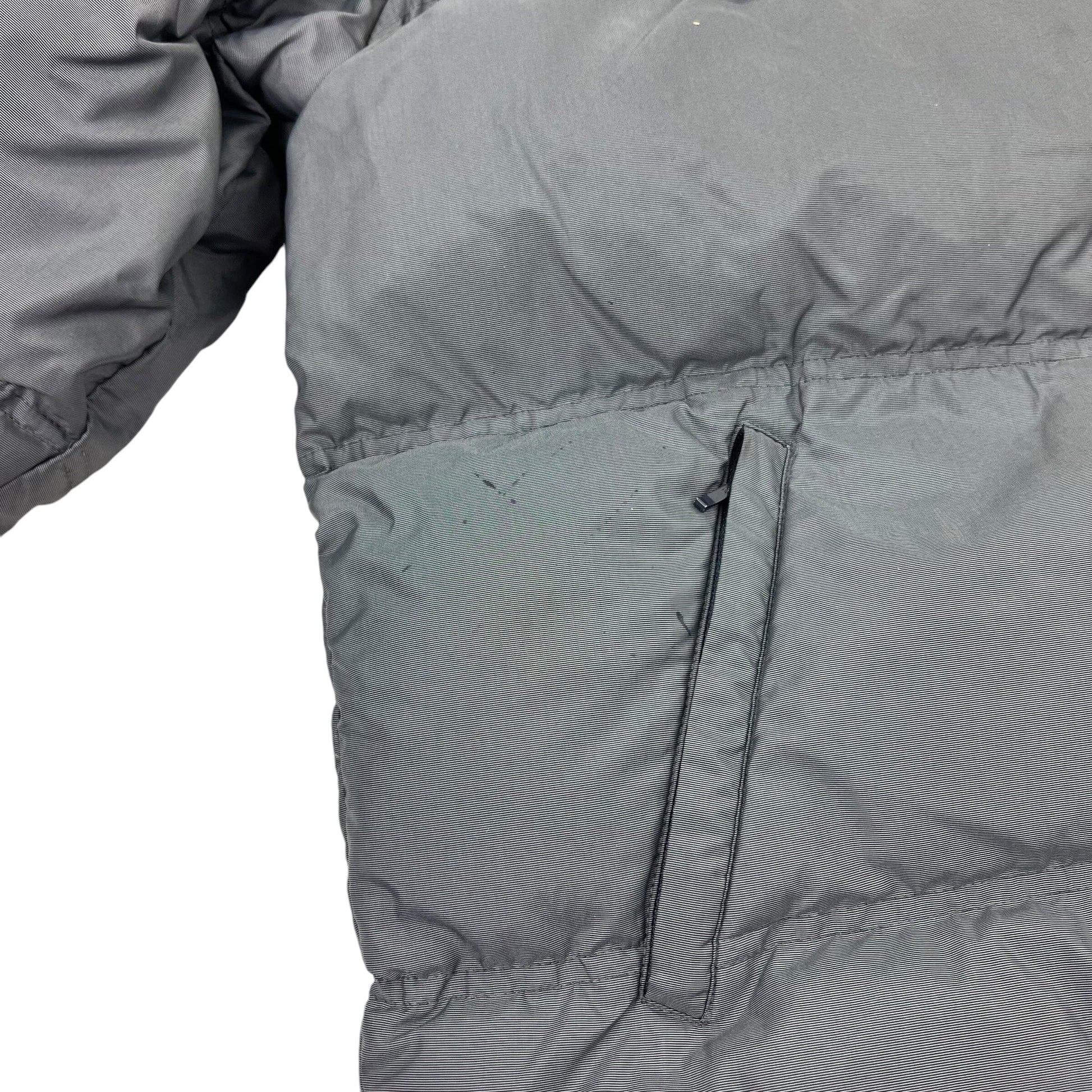 Vintage Nike Puffer Jacket - L Nike Nike coat outerwear pufferseason second hand vintage shop österreich germany deutschland angebot daunenjacke winterjacke jacke