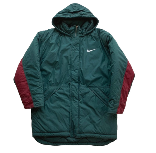Nike Puffer Jacket-Nike-pufferseason-nike-down-coat-secondhand-vintage-austria-oesterreich-sustainable-