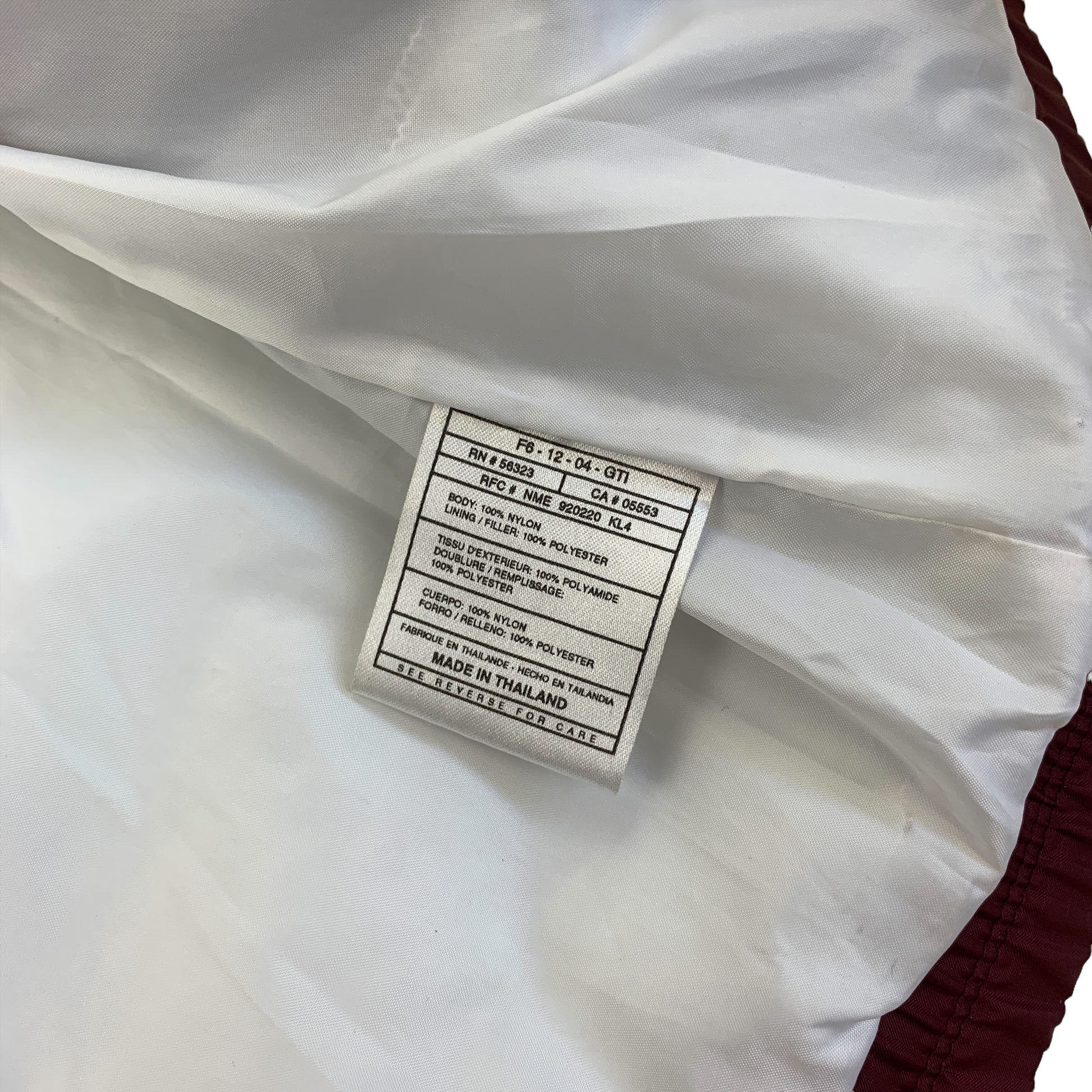 Nike Puffer Jacket-Nike-pufferseason-nike-down-coat-secondhand-vintage-austria-oesterreich-sustainable-