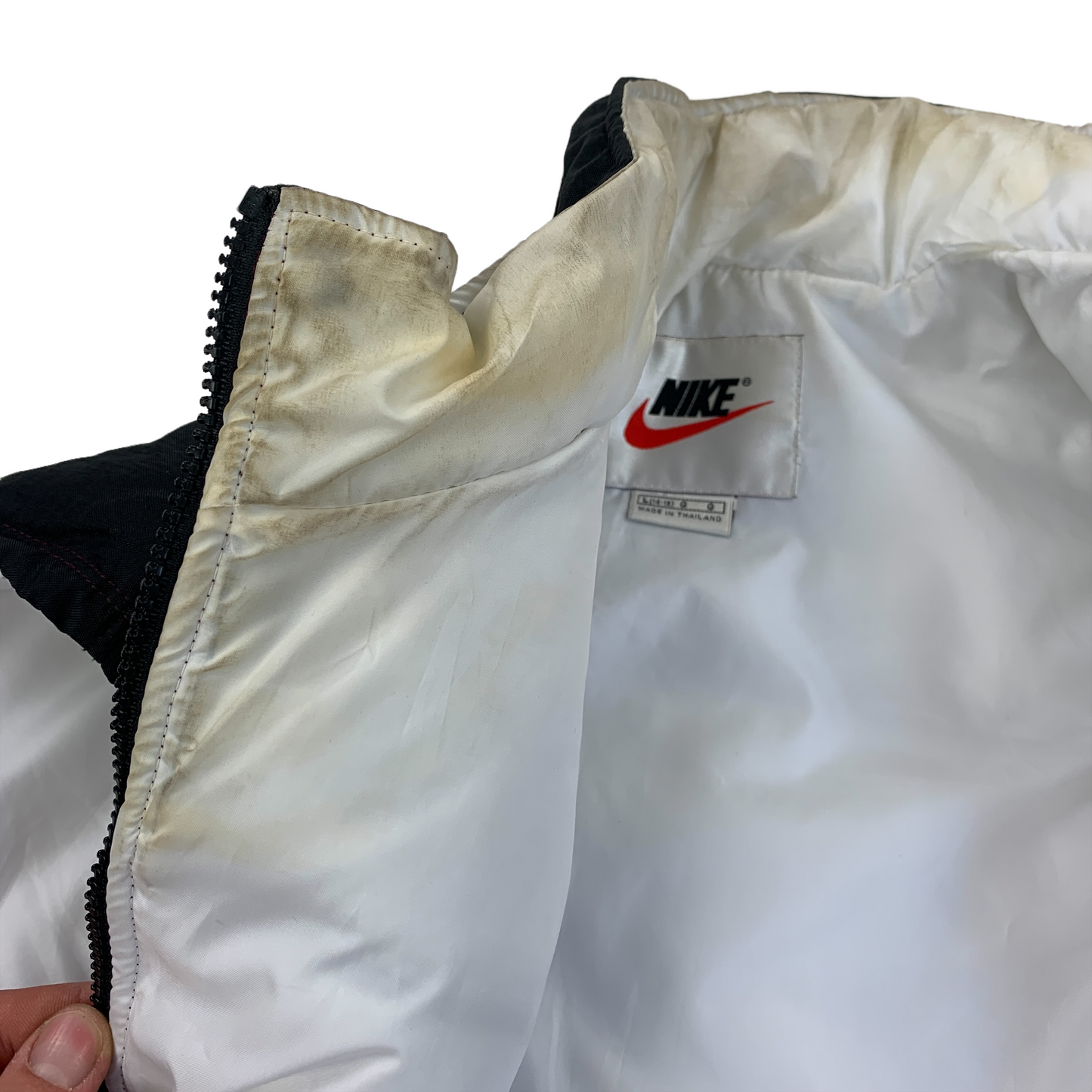 Nike Puffer Jacket-Nike-pufferseason-nike-down-coat-secondhand-vintage-austria-oesterreich-sustainable-
