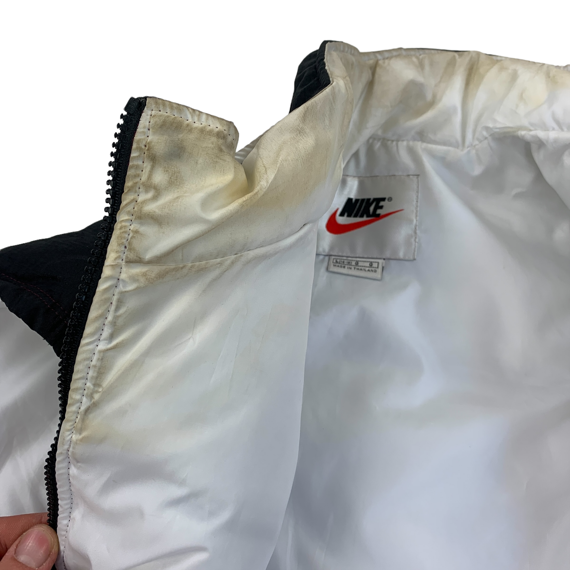 Nike Puffer Jacket-Nike-pufferseason-nike-down-coat-secondhand-vintage-austria-oesterreich-sustainable-