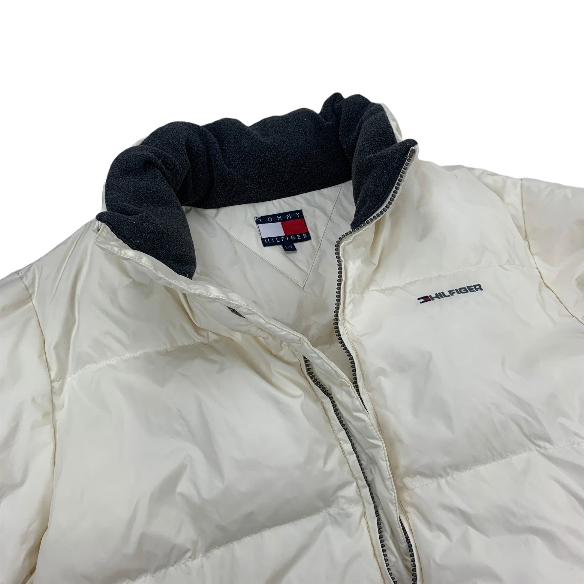 Tommy Hilfiger Puffer Jacket - L Tommy Hilfiger Tommy Hilfiger coat outerwear pufferseason second hand vintage shop österreich germany deutschland angebot daunenjacke winterjacke jacke